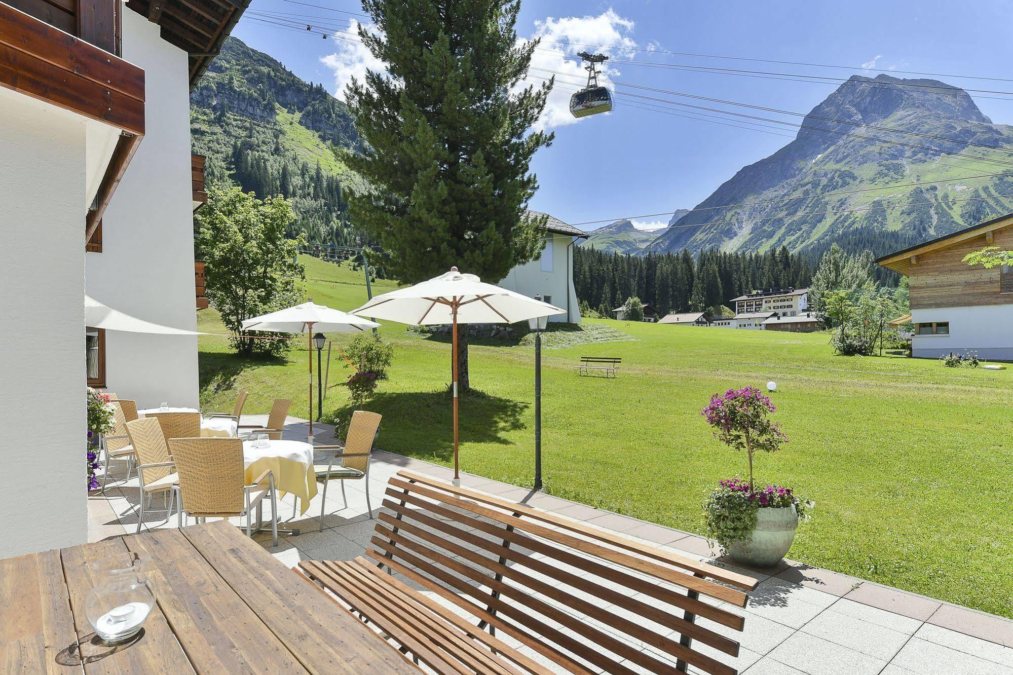 Hotel Schwarzwand Lech Buitenkant foto